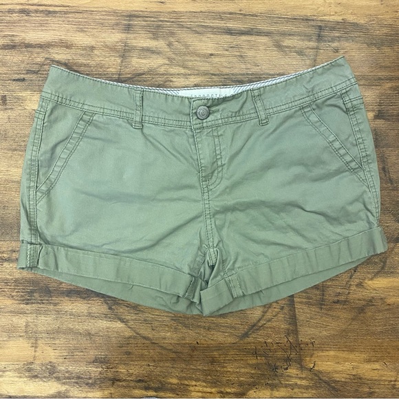 Aeropostale Midi Twill Short Olive Green - Picture 3 of 7